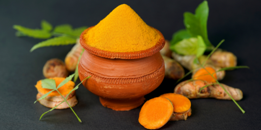 Superfoods: Los beneficios de la cúrcuma (Curcuma longa)