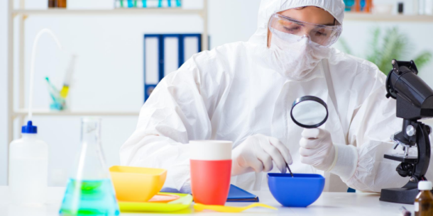 Análisis de control de calidad en envases de plástico