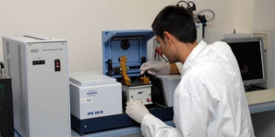 Espectroscopia infrarroja por transformada de Fourier y sus aplicaciones en la industria